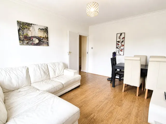 Western Mansions, Great North Road, New Barnet, EN5, photo 1