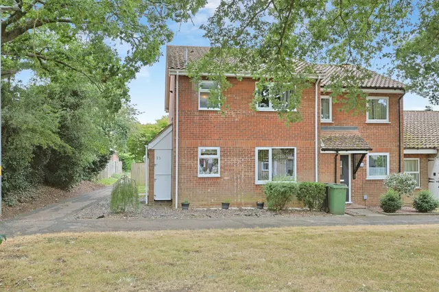 Melton Close, Wymondham, photo 1