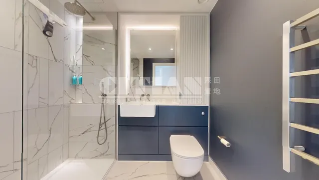 Phoenix Court, photo 1