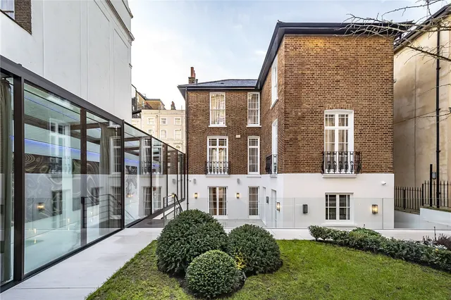 Photo 3 — Collmann House, Garway Road, London, W2