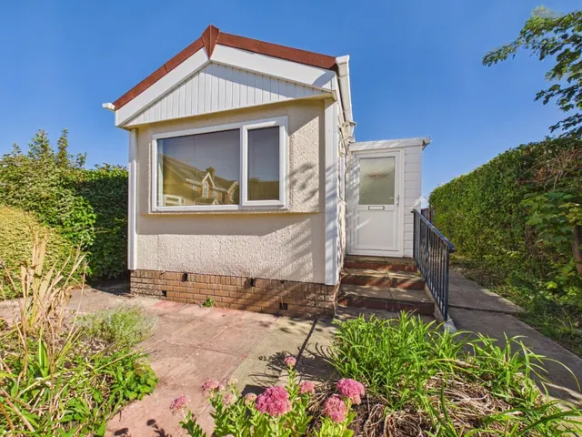Old Gloucester Road, Alveston, photo 1