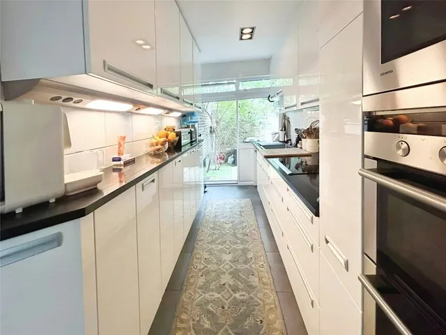 Caroline Close, Croydon, CR0, photo 3