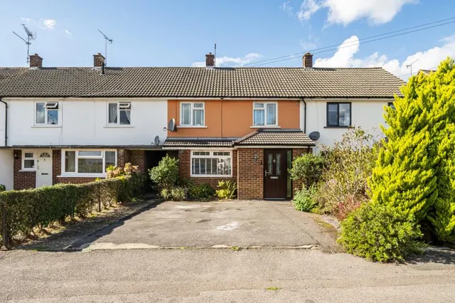 Northumbria Road, Maidenhead, SL6, photo 1