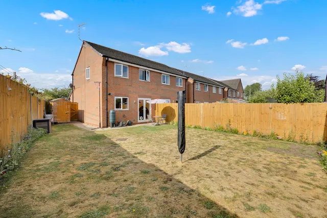 3 bedroom house — Heron Way, Canalfields, Sandbach,CW11
