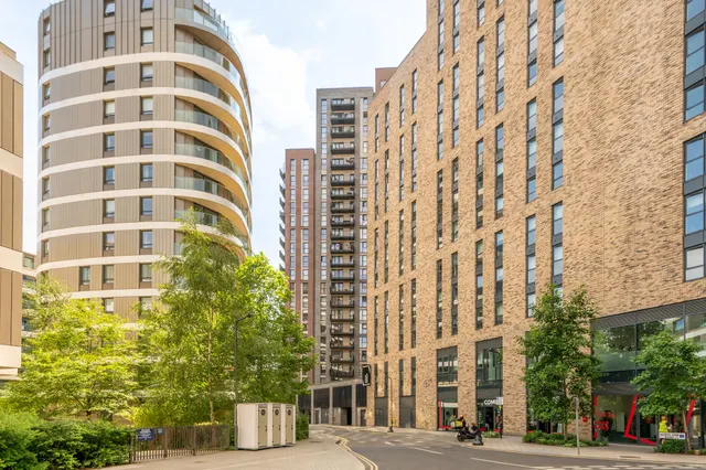Photo 2 — Flat 144, 581 North End Road, Wembley