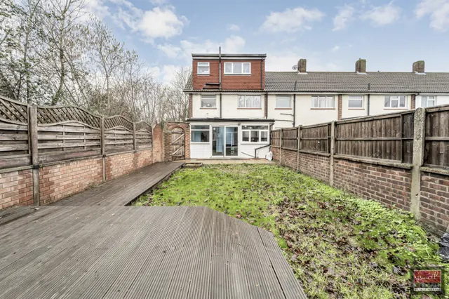 Littleton Road, Ashford, photo 3