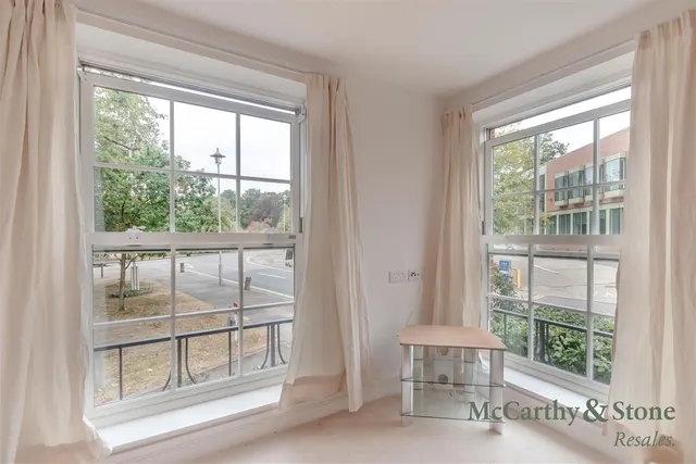 College Way, Welwyn Garden City, AL8, photo 3