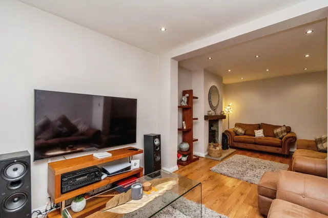 Hornby Road, Goldthorn Park, WV4, photo 3