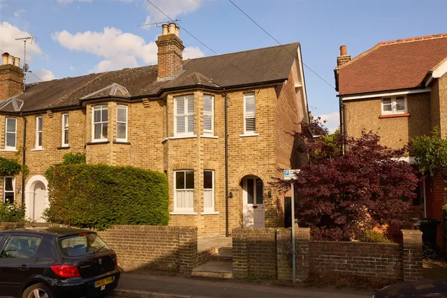 Upper Fairfield Road, Leatherhead, KT22, photo 1
