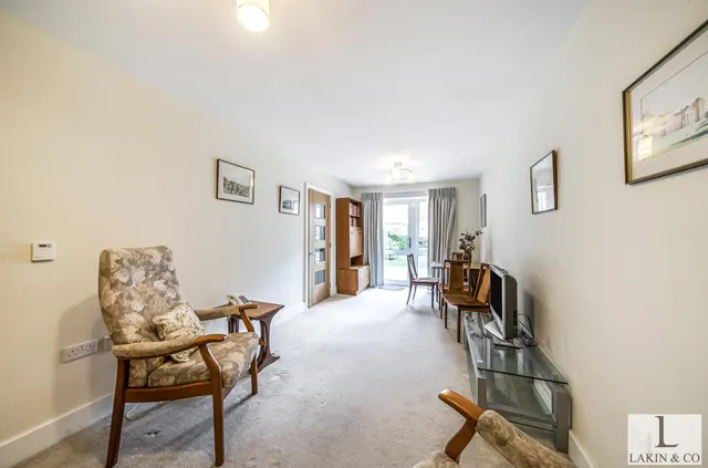 Photo 2 — Josiah Drive, Ickenham, UB10 8FF