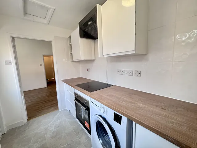 Photo 3 — Kentwood Road, Sneinton, NG2