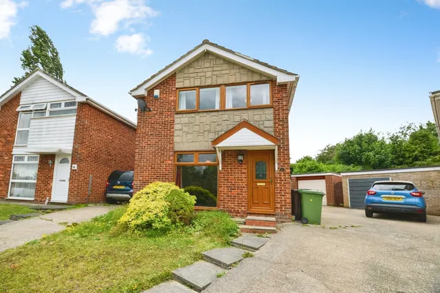 Staveley Grove, Stockton-On-Tees, photo 1