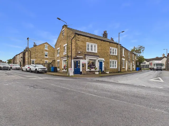 Market Place, Mottram, SK14, photo 1