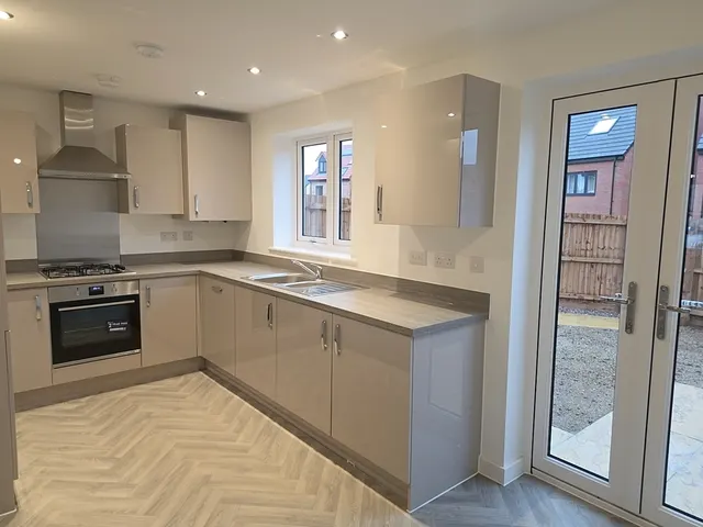 Galloway Close, Peterborough, PE7, photo 2