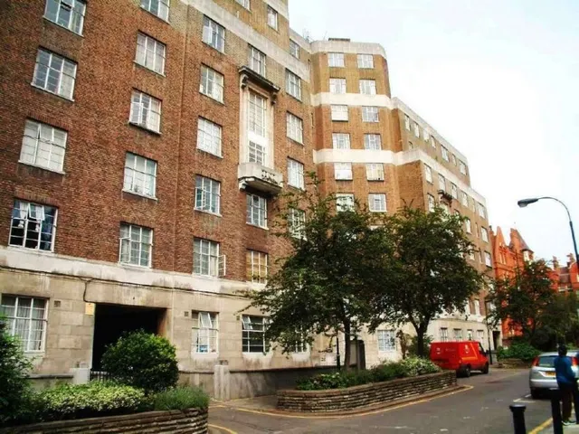 Hamlet Gardens, Hammersmith, W6, photo 1
