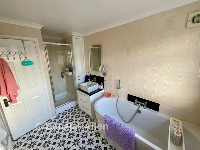 The Oaks, Billericay, CM11, photo 3