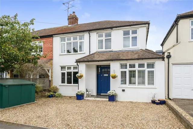 Balmoral Crescent, West Molesey, KT8, photo 1