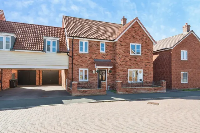 Robinson Avenue, Houghton Conquest, Bedford, photo 1