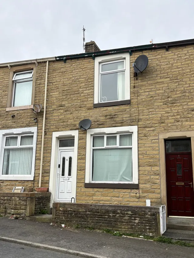 Selby St, Nelson BB9 0SH, UK