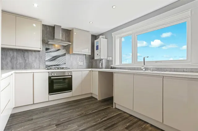 Photo 2 — Kaimes Avenue, Kirknewton, West Lothian, EH27