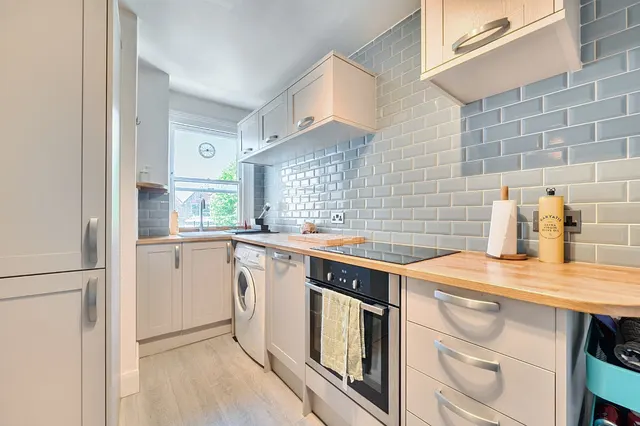 Photo 2 — Brondesbury Villas, London, NW6