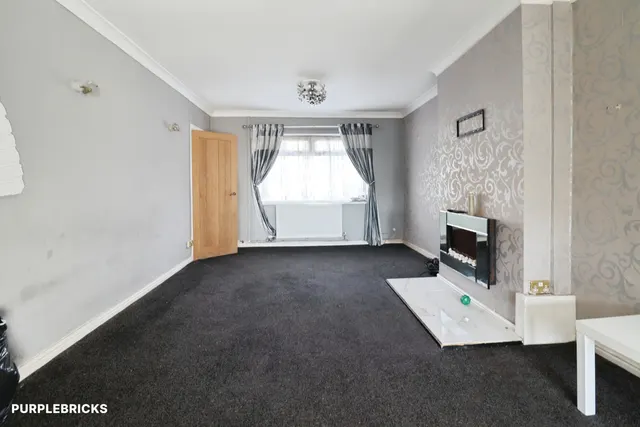 Nevin Crescent, Cardiff, CF3, photo 3