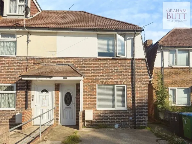 Rustington, Littlehampton, BN16, photo 1