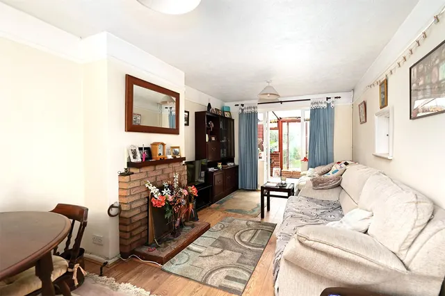 Orchard Close, Ash Vale, GU12, photo 3
