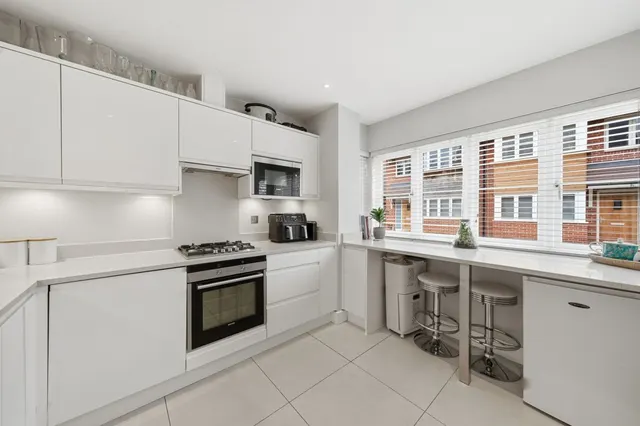 Middleton Close, Cambridge, CB4, photo 2