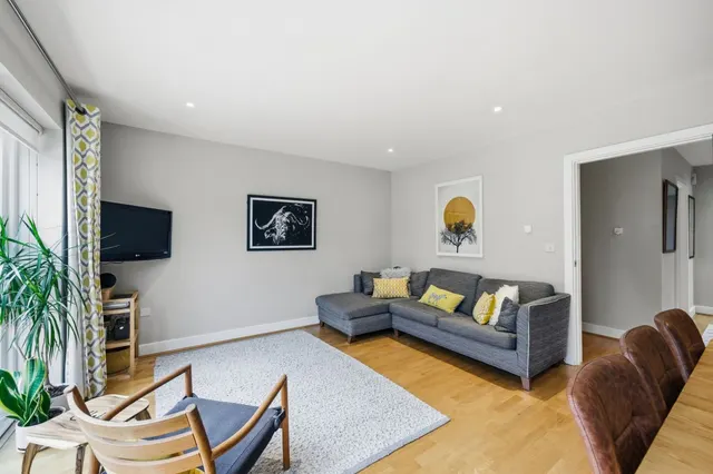 Middleton Close, Cambridge, CB4, photo 3