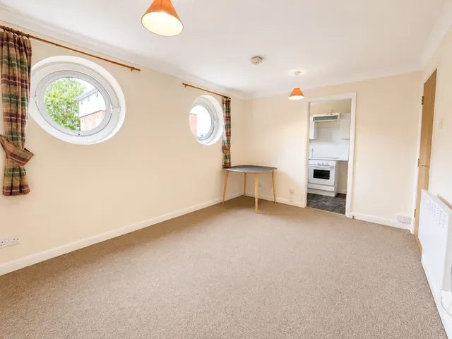 Walsingham Close, Hatfield, AL10, photo 2