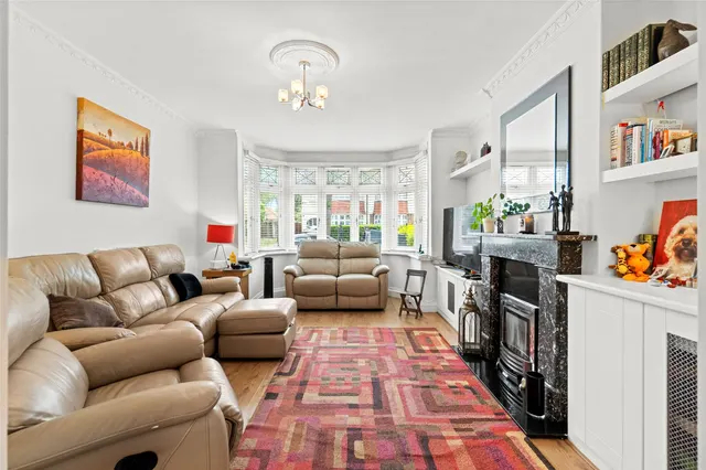 Photo 3 — Twining Avenue, Twickenham, TW2 5LR