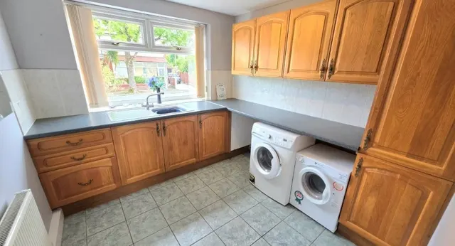Rivington Grove, Audenshaw, M34, photo 3