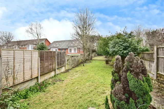 Photo 3 — Holland Road, Maidstone, Kent, ME14