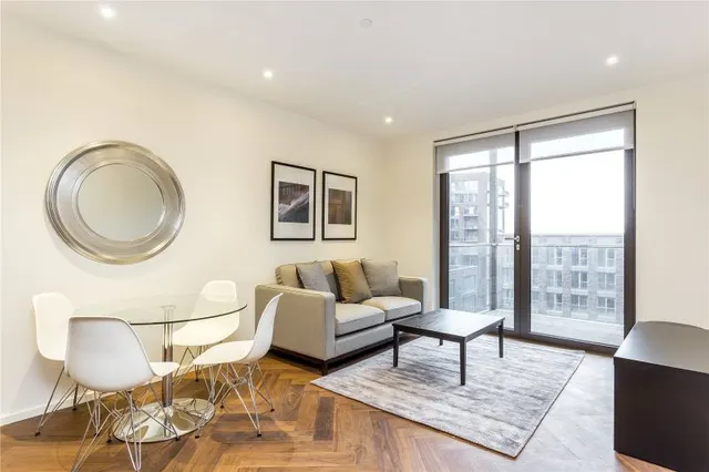 Embassy Gardens, Nine Elms, SW11, photo 1