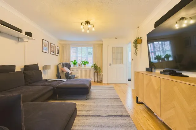 Maplewood Close, Manchester, M9, photo 2