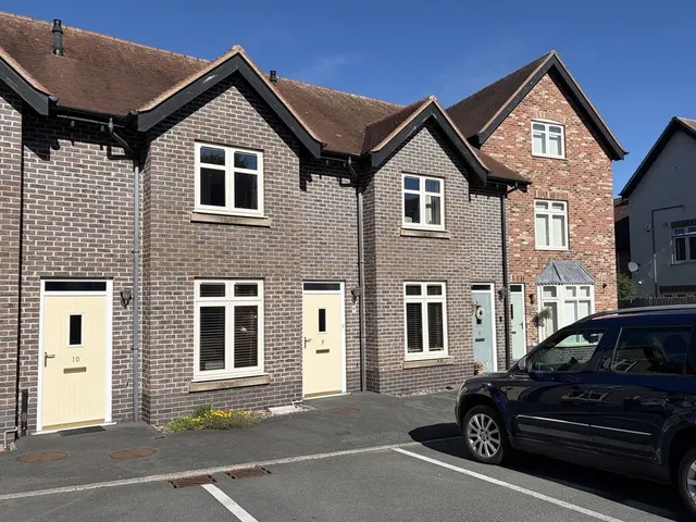 Falcons Court, Much Wenlock, TF13, photo 1