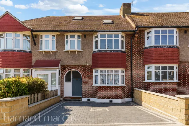 Shaldon Drive, MORDEN, photo 1