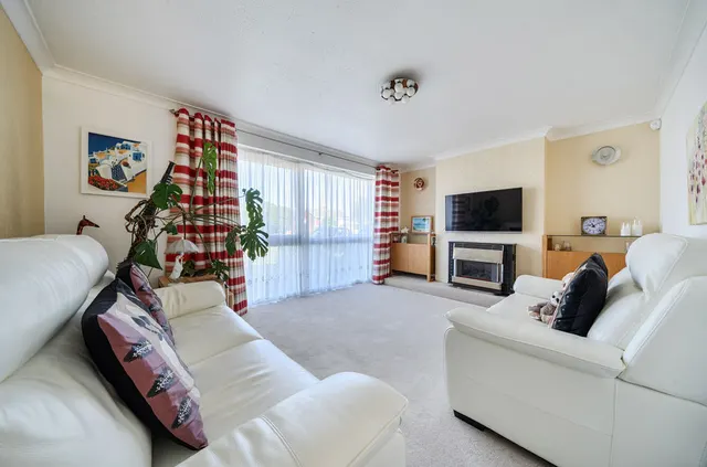 Photo 2 — Harman Drive, 58 Harman Drive Sidcup Greater London Sidcup, SIDCUP, Kent, DA158LY