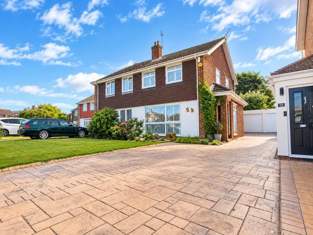 Harman Drive, Sidcup Greater London Sidcup, DA15, photo 1