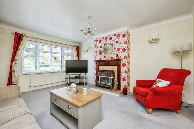 Photo 2 — Fairway Drive, Nottingham, Nottinghamshire, NG6