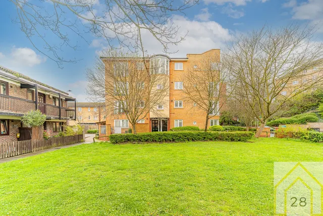 Flat 7, 38 Eastway, London, E9 5HN, photo 1