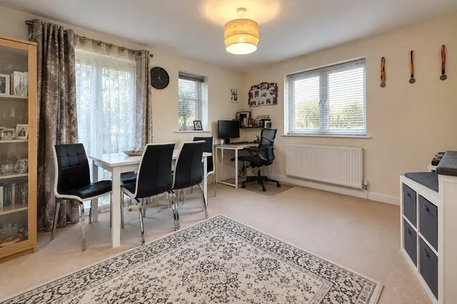 Millers Drive, Great Notley, CM77, photo 2