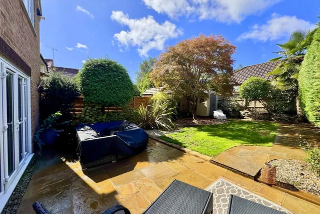 Guest Avenue, BH12, photo 3