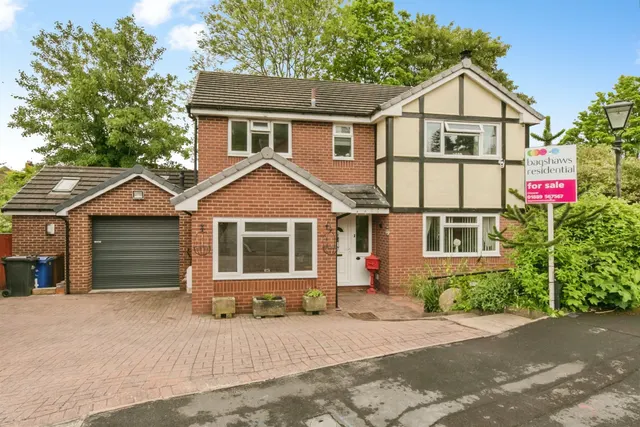 The Hollow, Uttoxeter, photo 1
