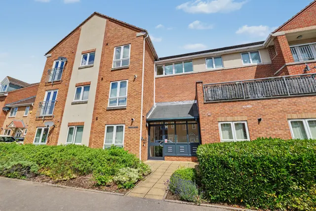 Valley Road, Aesops Court, CV2, photo 1
