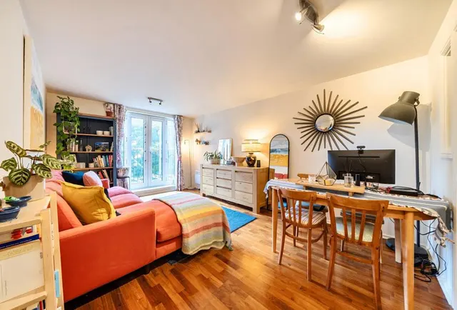 Gleneagle Road, London, SW16, photo 1