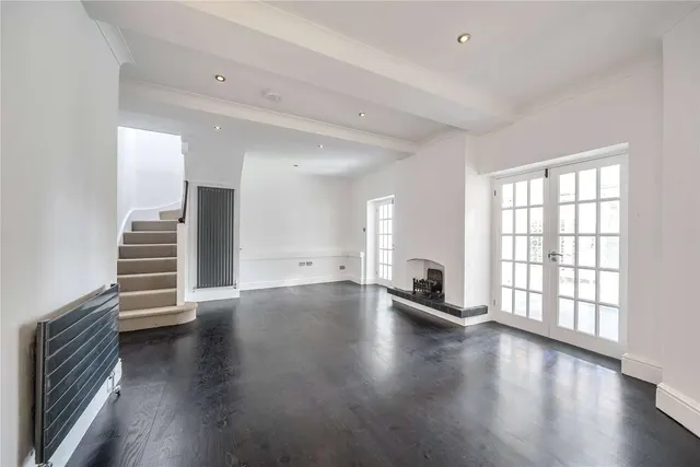 Kidderpore Avenue, London, NW3, photo 2