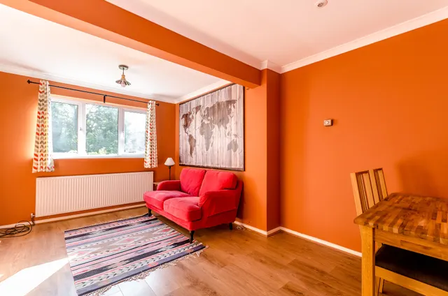 Photo 2 — 48C Palace Grove, Bromley
