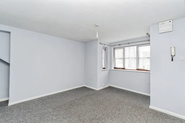Grove Road, Southampton, SO15, photo 2